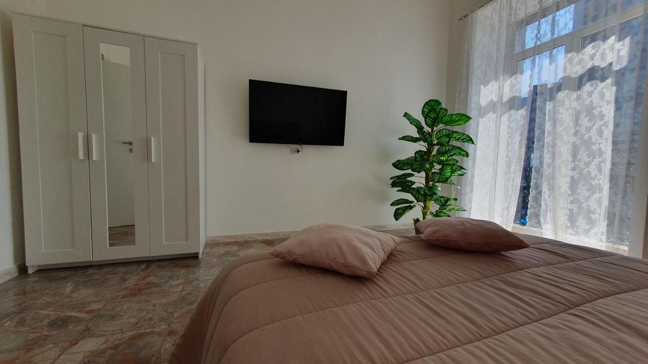 Casablanca Apartment เนเปิลส์ ภายนอก รูปภาพ
